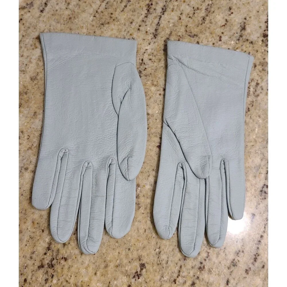 Vintage Size S Sage Green Faux Leather Lined Gloves *cracking* Read